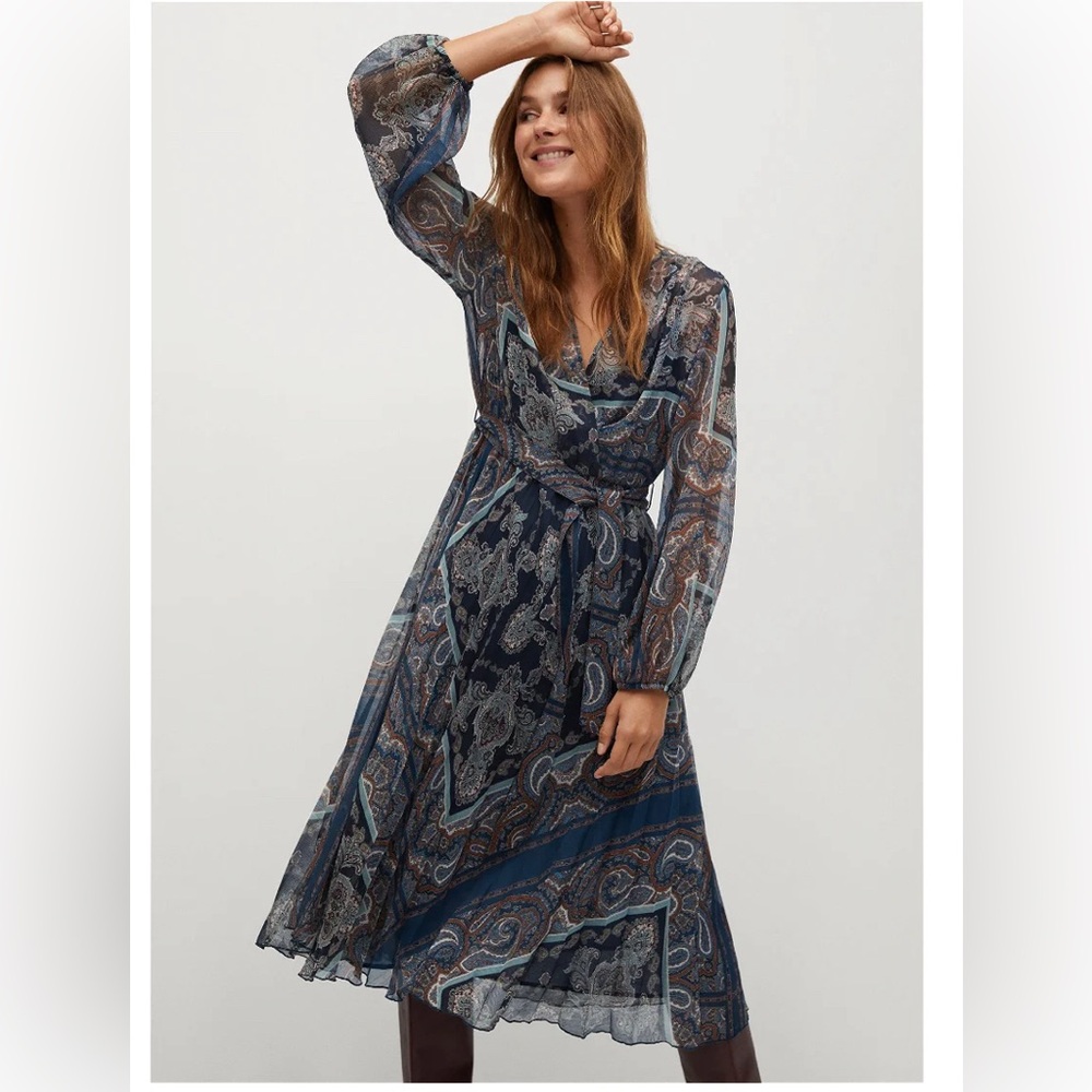 Mango Paisley Midi Length Long Sleeve
Dress